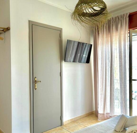 스탠다드 트리플 룸, Vitalenta Rooms