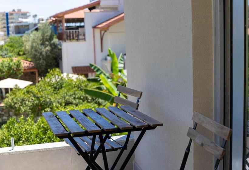 اتاق استاندارد, De Sol
