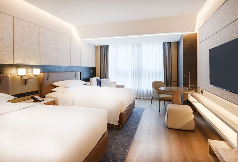 اتاق کلاب, Luoyang Marriott