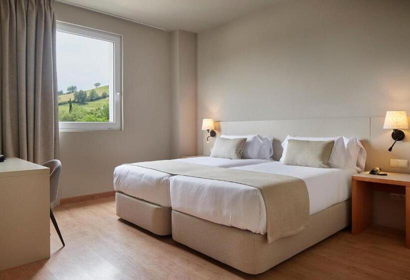 Deluxe Suite King Bed, Sukha