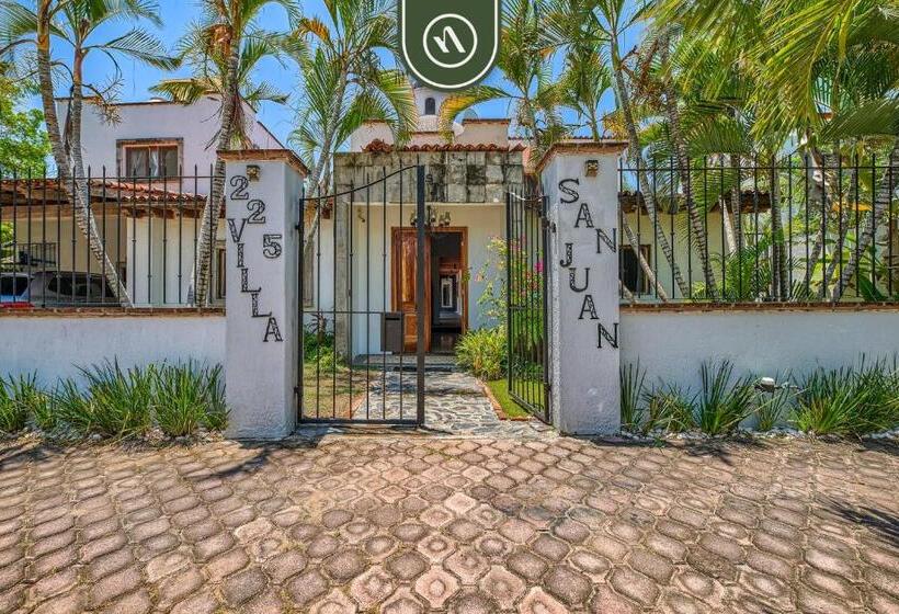 سوییت, Bed And Breakfast Dormitory Room With Pool   Nuevo Vallarta