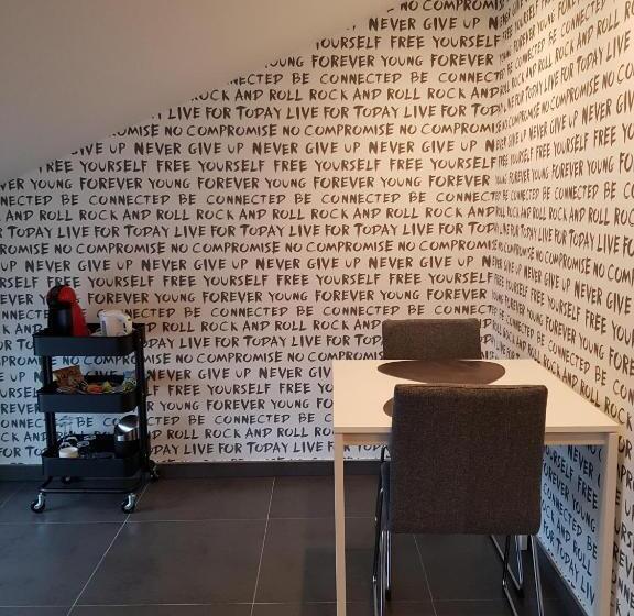 سوییت جونیور, B&b De Vlierbeek