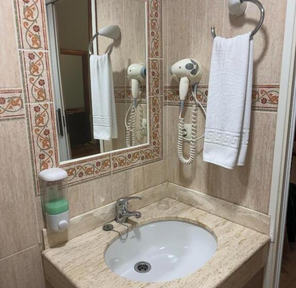 اتاق استاندارد یک نفره, Hostal Joaquín