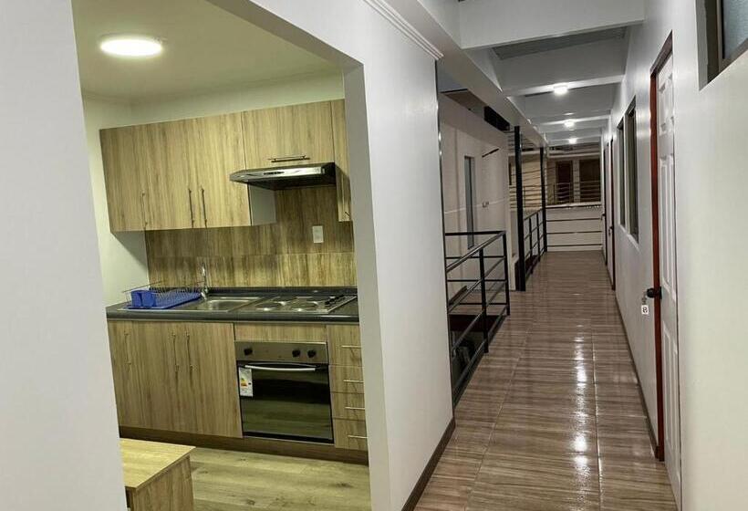 اتاق استاندارد, Hostal The Marys House