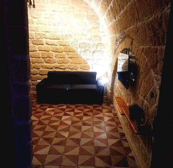 اتاق استاندارد, Room Pietra Bianca