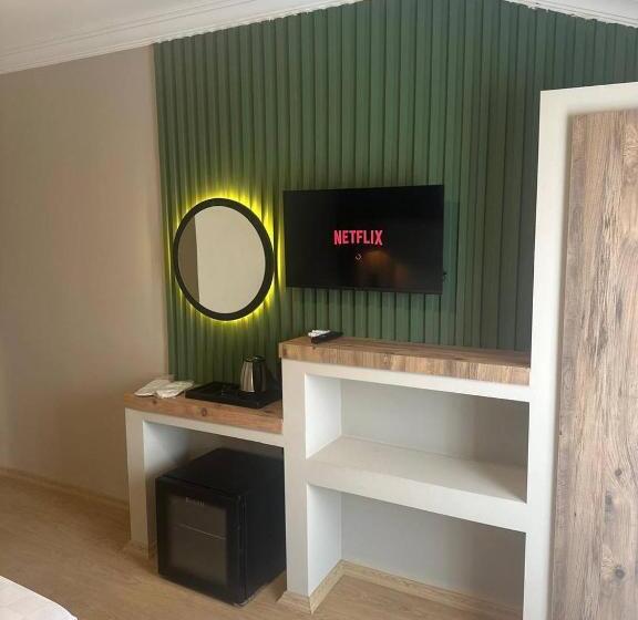 اتاق استاندارد, Red Castle Hotel & Pub