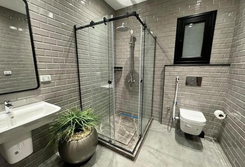آپارتمان لوکس 2 خوابه, Elegance Tower