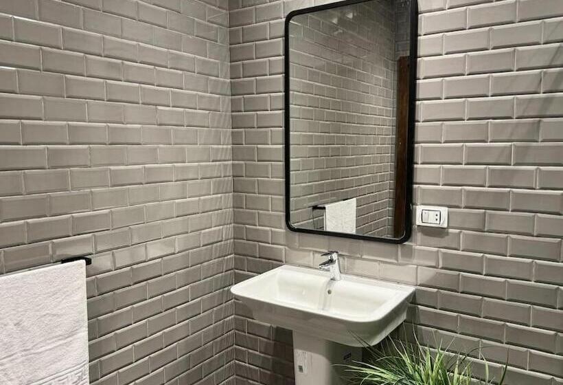 آپارتمان لوکس 2 خوابه, Elegance Tower