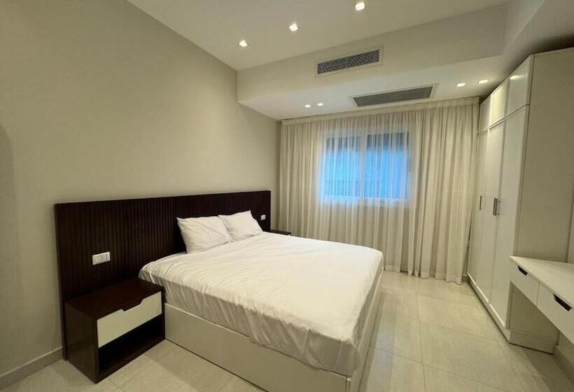 آپارتمان دلوکس 3 خوابه, Elegance Tower