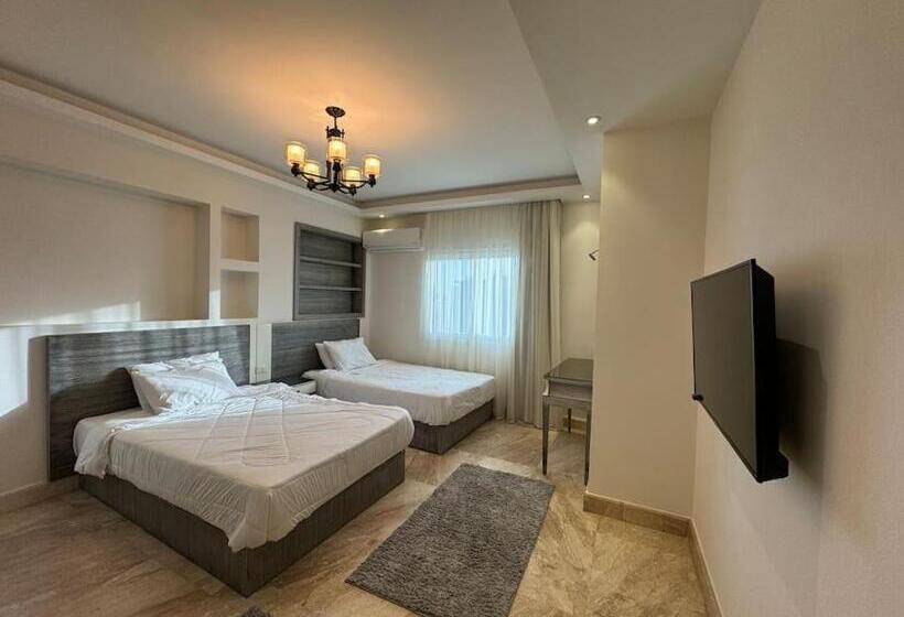 3 Bedroom Premium Apartment, Elegance Tower