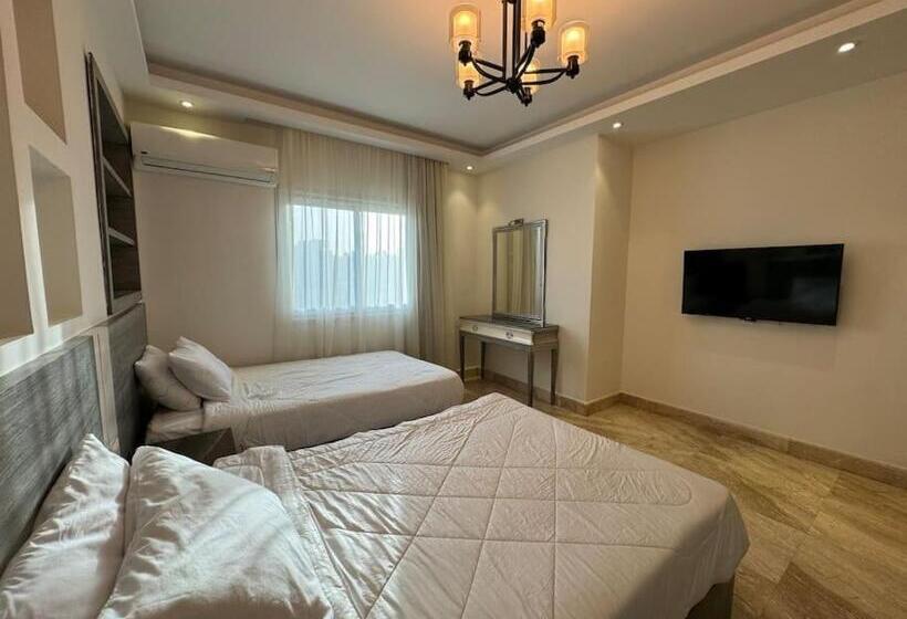 3 Bedroom Premium Apartment, Elegance Tower