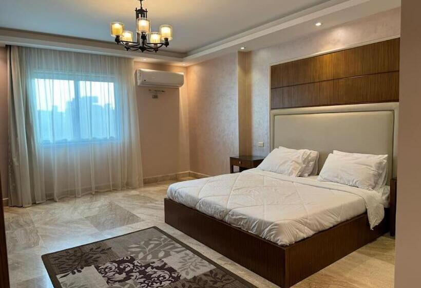 3 Bedroom Premium Apartment, Elegance Tower