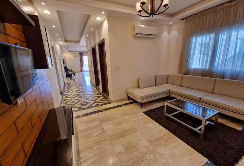3 Bedroom Premium Apartment, Elegance Tower