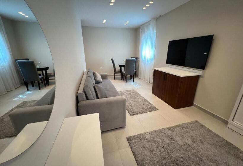 استودیو استاندارد با تخت کینگ, Elegance Tower