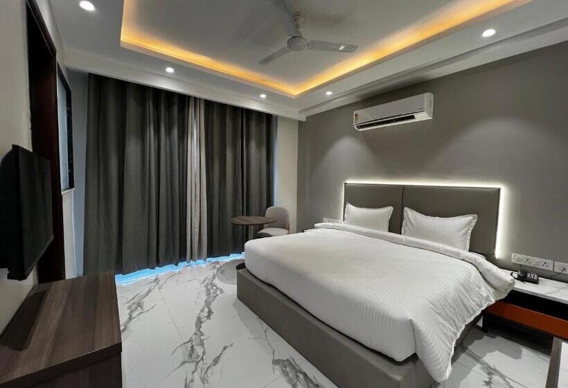 패밀리 룸, Hoften Sukh Vasa, Sector 51 Gurgaon