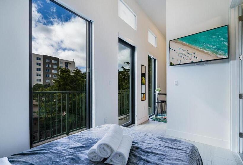 استودیو استاندارد با بالکن, Olive Apartments