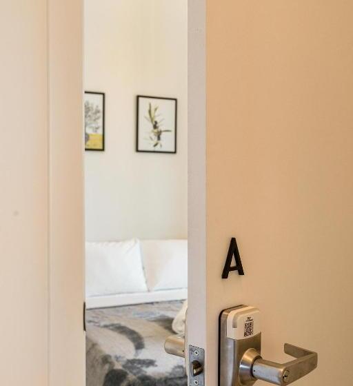 آپارتمان 2 خوابه, Olive Apartments