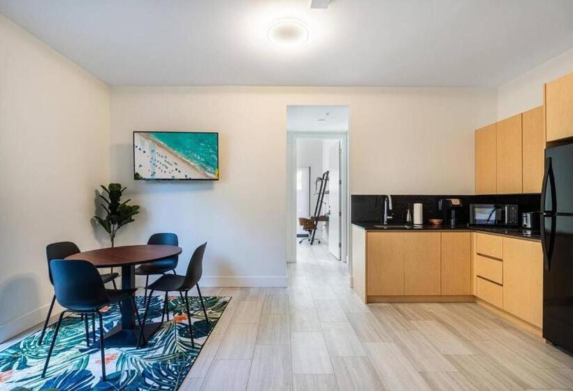 تختخواب در اتاق مشترک, Olive Apartments