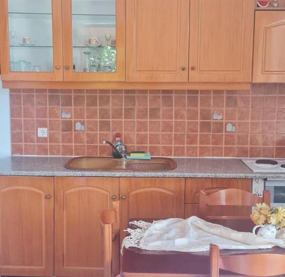 اتاق استاندارد با چشم‌انداز دریا, Antigoni Bellavista Suites