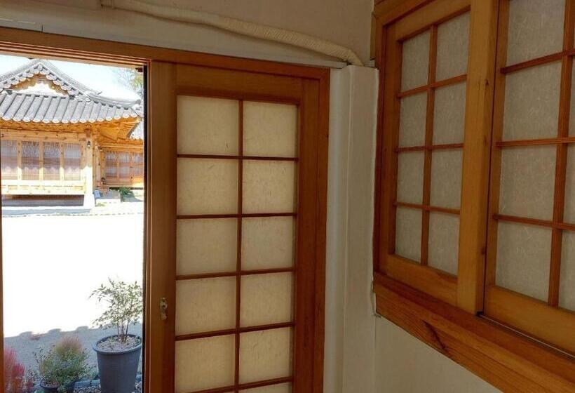 اتاق استاندارد, Naju Yoonsunjae Stay