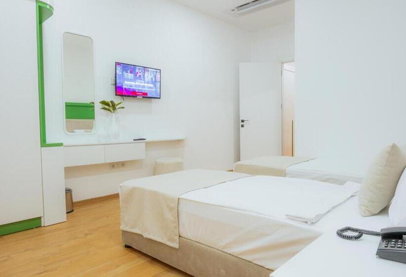 家庭套房, Regenesis Hotel & Spa