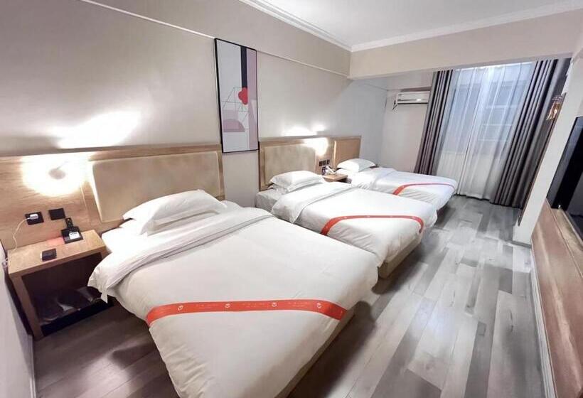 اتاق راحتی سه تخته, Yilong Yitang Hotel Kunming Railway Station Joy City Center
