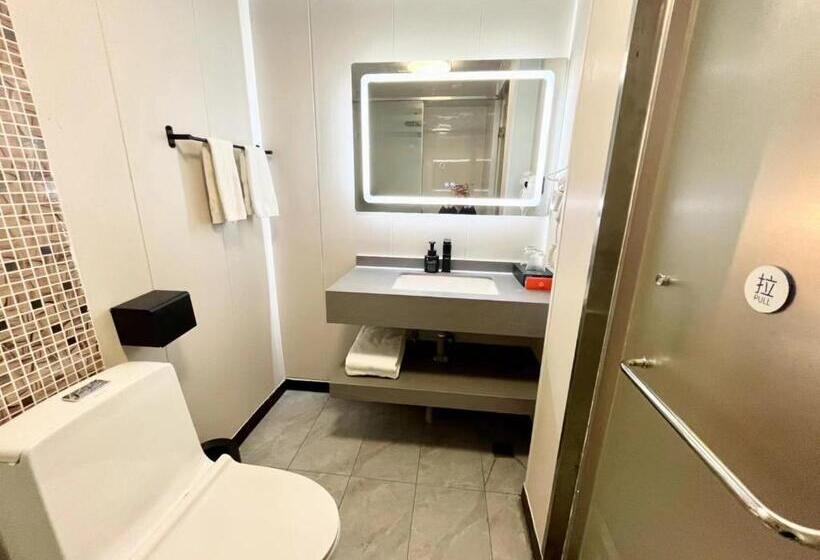 اتاق لوکس, Yilong Yitang Hotel Kunming Railway Station Joy City Center