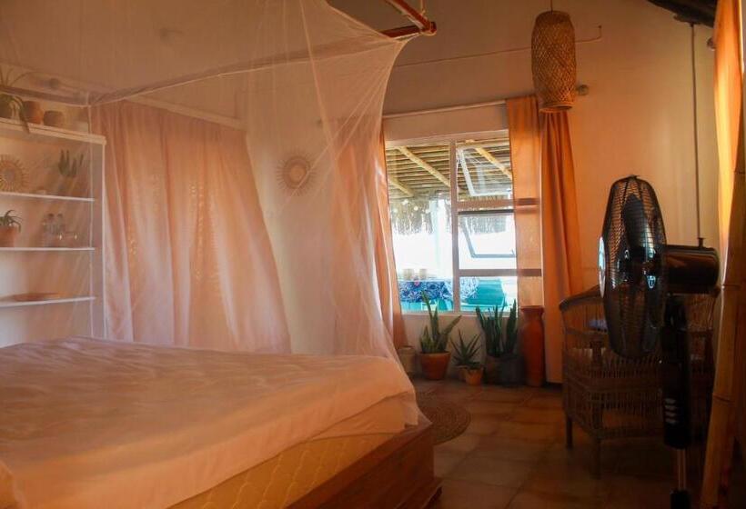 اتاق استاندارد با تخت بزرگ, Lehani Beach Hostel