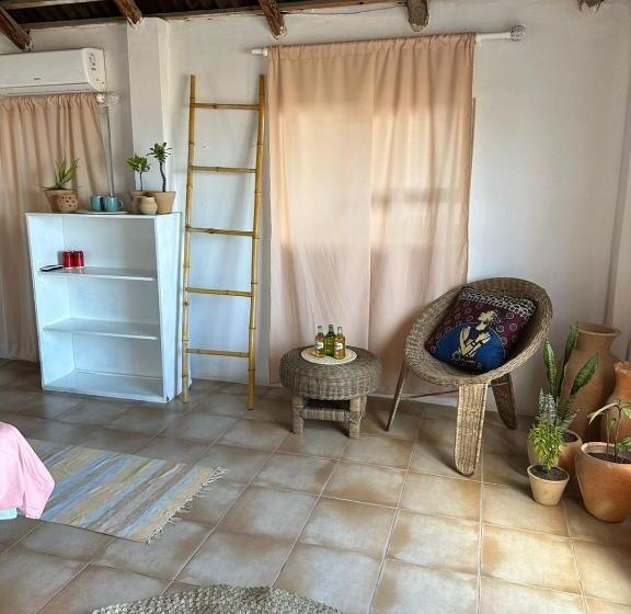 اتاق استاندارد با چشم‌انداز دریا, Lehani Beach Hostel