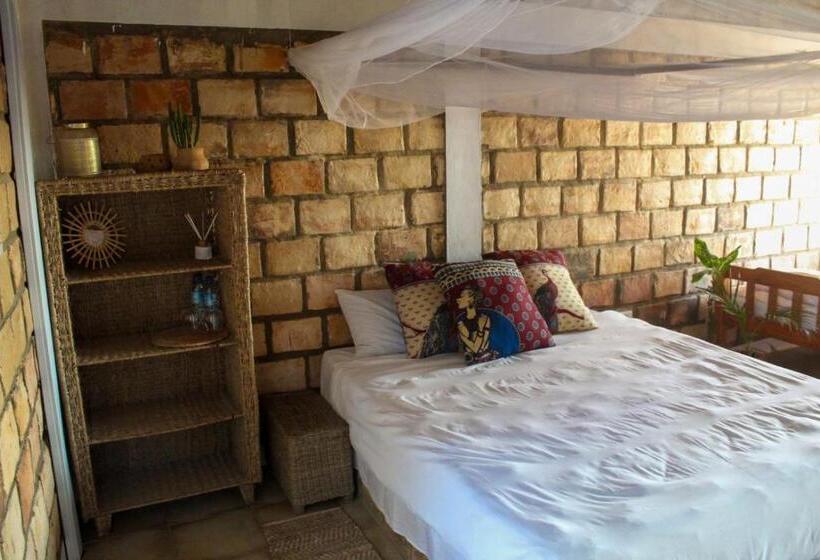 اتاق خانوادگی, Lehani Beach Hostel
