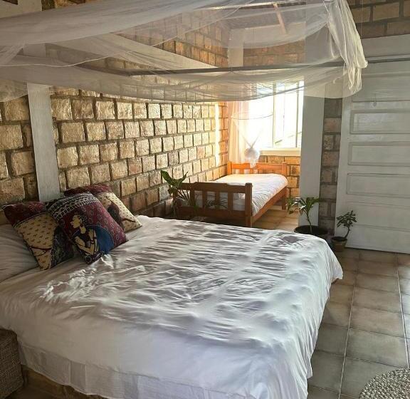 اتاق خانوادگی, Lehani Beach Hostel