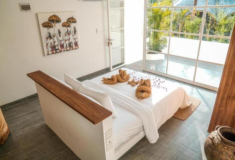 اتاق لوکس, Mantra Wellness Center