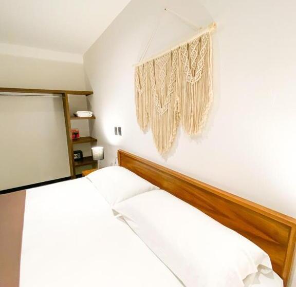 استودیوی لوکس, Balam Suites