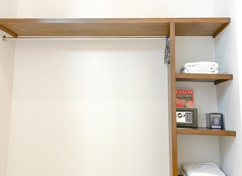 اتاق لوکس چهار تخته, Balam Suites