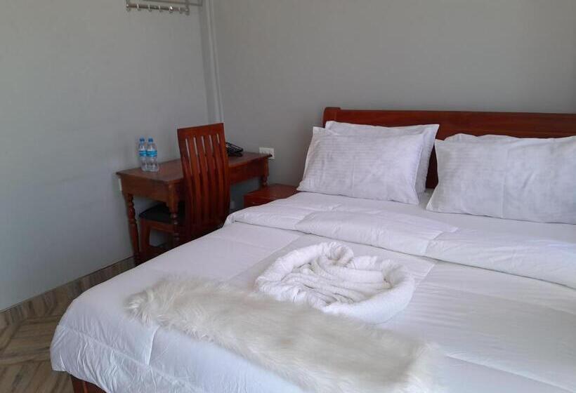 اتاق لوکس, Mbeya Starinn