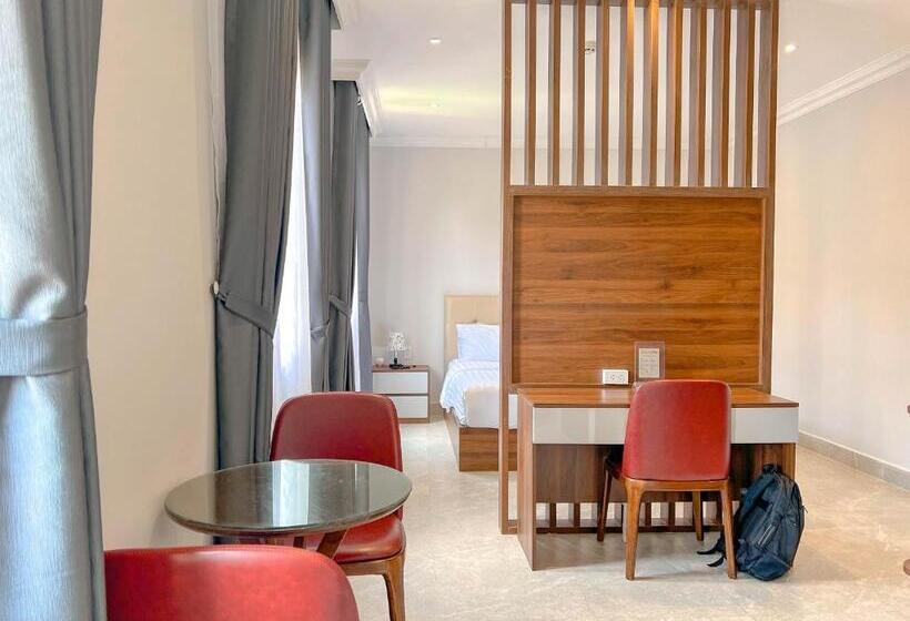 استودیوی لوکس, Linda Hotel   Sunset Town   Phu Quoc