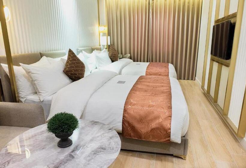 디럭스 룸, Uma Hotel And Residences