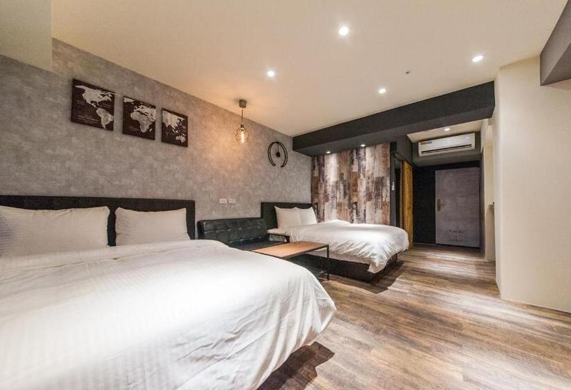 اتاق استاندارد چهار تخته, Air Travel Inn