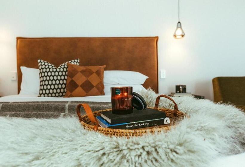 استودیوی استاندارد با چشم‌انداز دریا, Mariner Suites