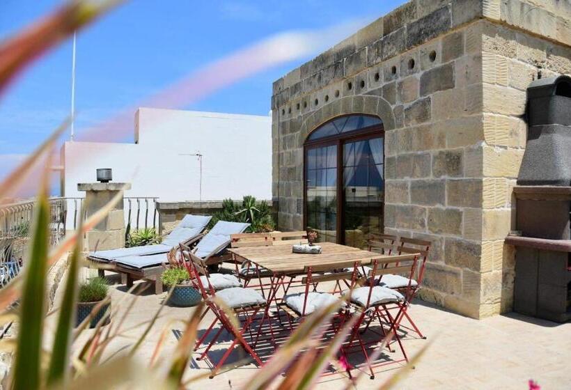 ویلای یک اتاق خوابه با استخر شنا, Gozo Farmhouse