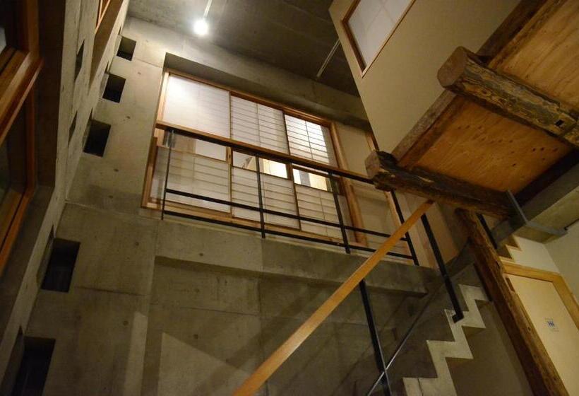 اتاق استاندارد یک نفره, Sai No Tsuno Guest House