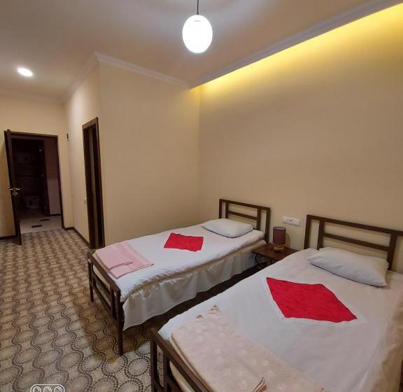اتاق سوپریور, B&b Odzun