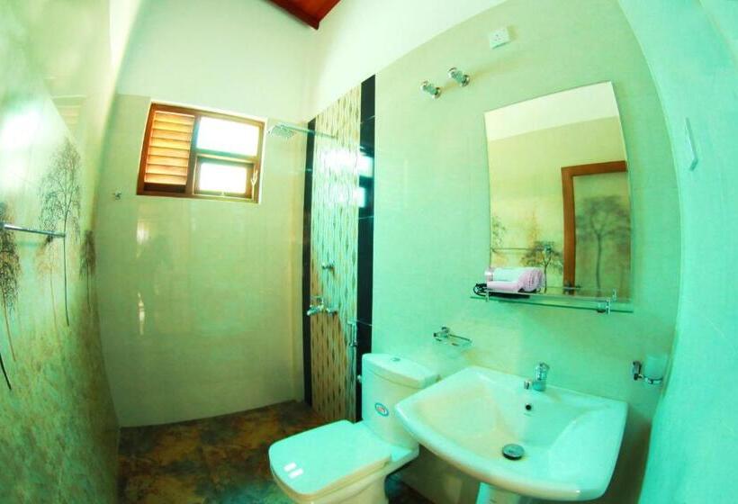 اتاق استاندارد سه نفره, Grand Residence