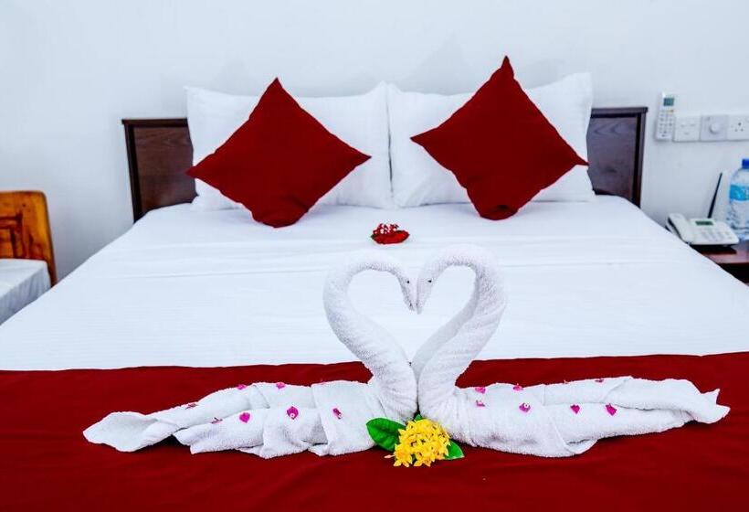 اتاق استاندارد, Crescent Sea Resort