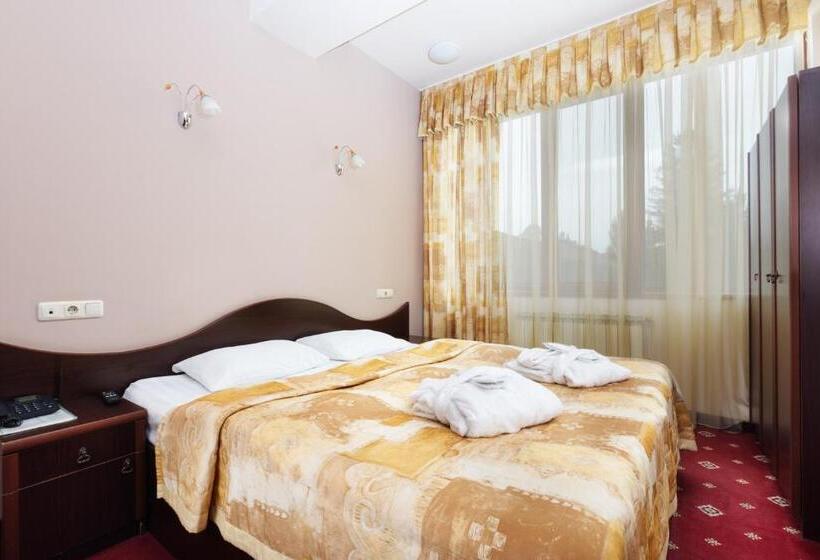 سوییت, Arzni Health Resort