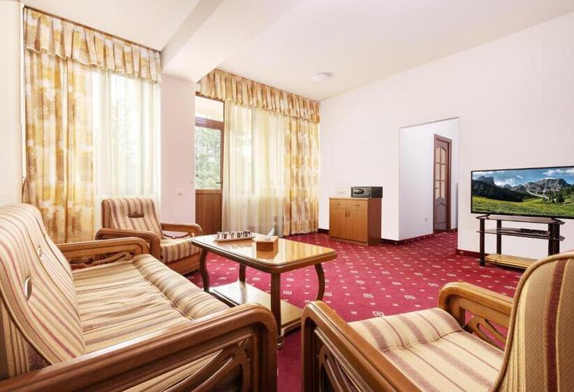 سوییت, Arzni Health Resort