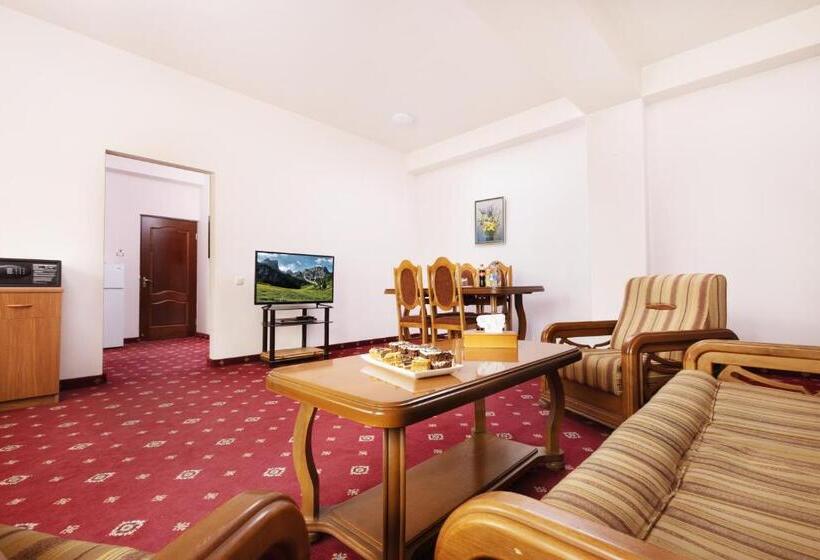 سوییت, Arzni Health Resort