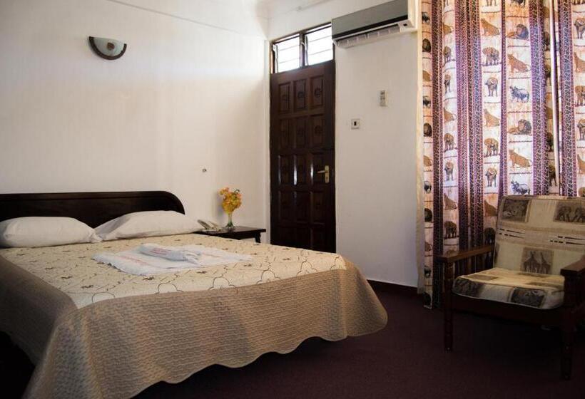 اتاق استاندارد با تخت بزرگ, Manson