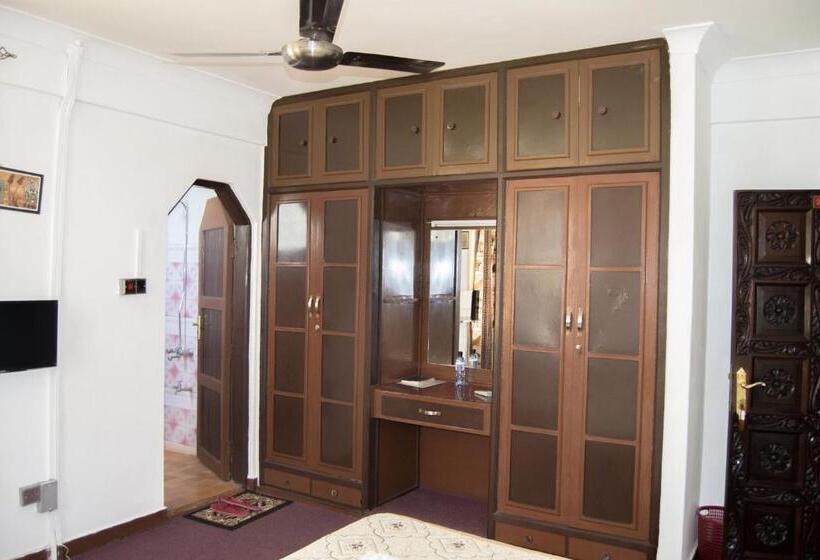 اتاق استاندارد با تخت بزرگ, Manson