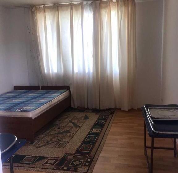 اتاق استاندارد با بالکن, алтын мезгиль